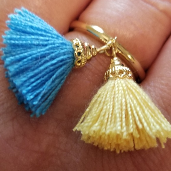 NWT Kate Landry 14k Gold Filled Tassel Ring - Picture 6 of 6